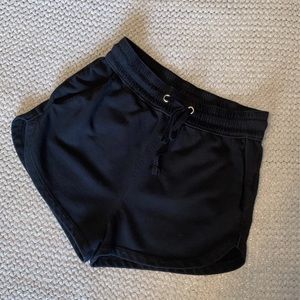 H&M black shorts